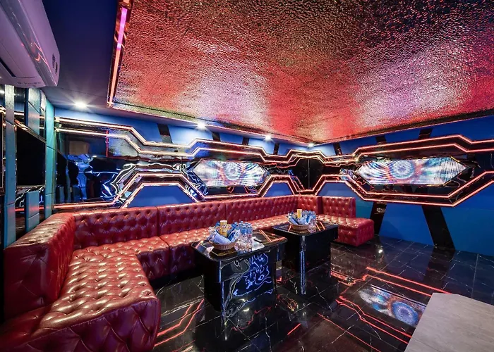Flc, 6 Phòng, Bể Bơi, Karaoke Bay * Hạ Long