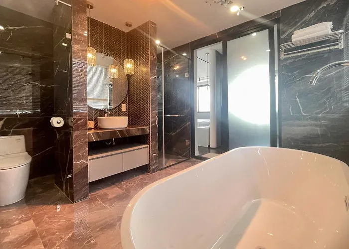 Biệt thự Flc, 6 Phòng, Bể Bơi, Karaoke Bay